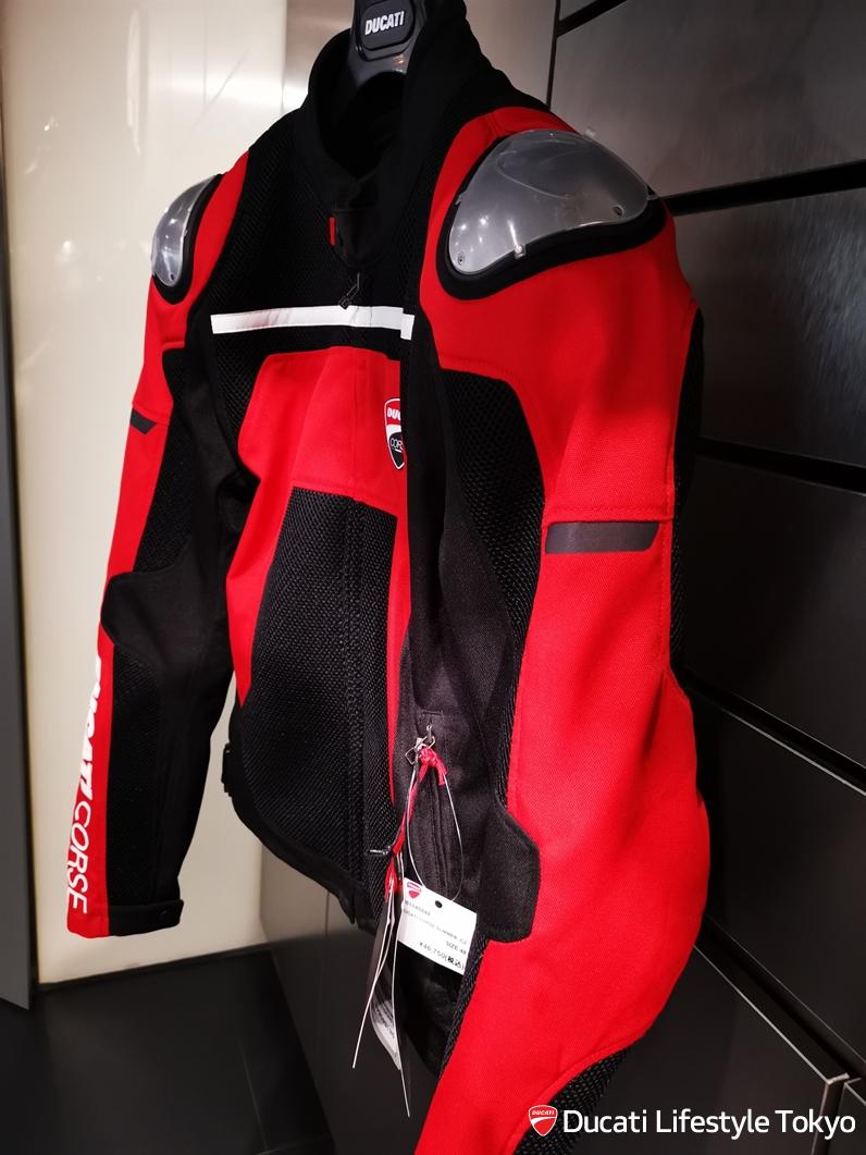 オンラインショップ展開中です！ドゥカティライフスタイル東京