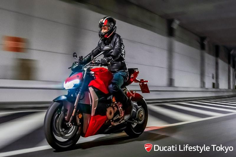 Ducati Multistrada誕生20周年おめでとうございます！